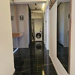 דירה Leotar View