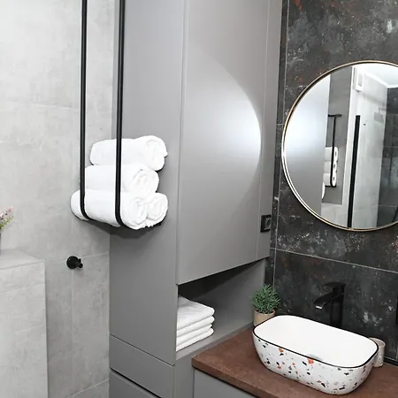 Leotar View شقة *